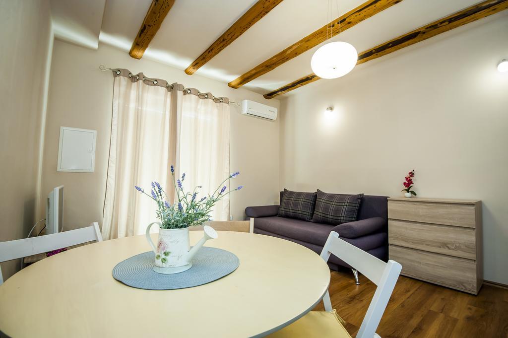 Sebenicum Apartments Sibenik Bagian luar foto