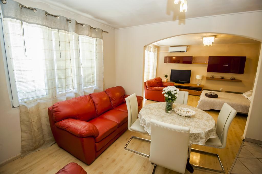 Sebenicum Apartments Sibenik Bagian luar foto