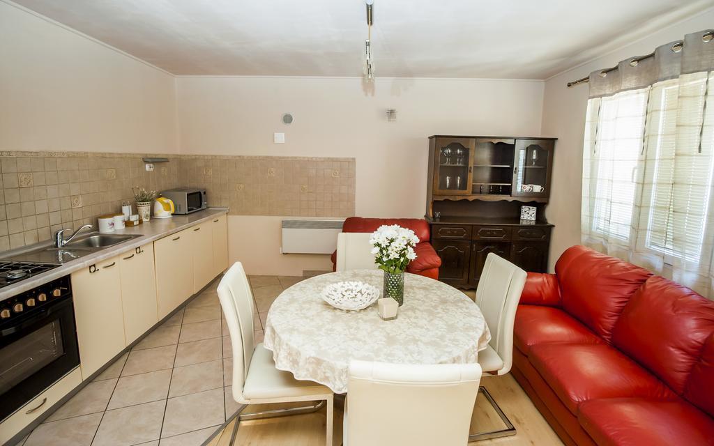 Sebenicum Apartments Sibenik Bagian luar foto